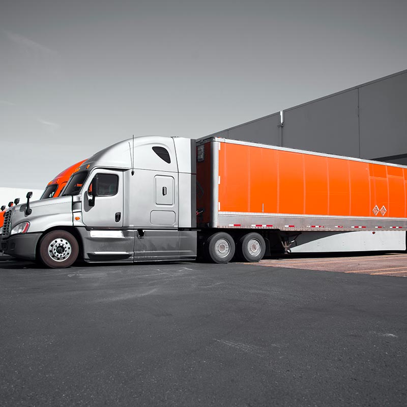 Fletes Urgentes en Trailer, Plataforma y Lowboy en México